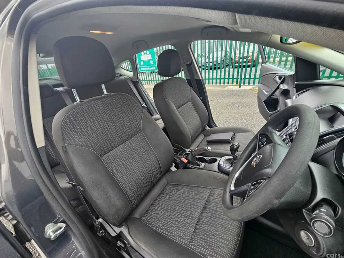 Opel Astra Saloon, Diesel, 2016, Grey