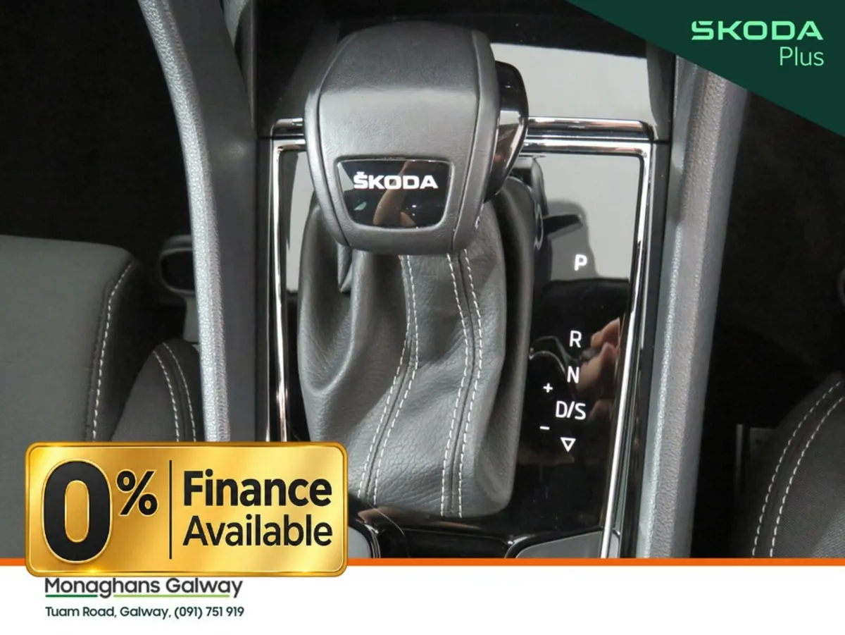 Skoda Karoq SUV, Diesel, 2023, Grey