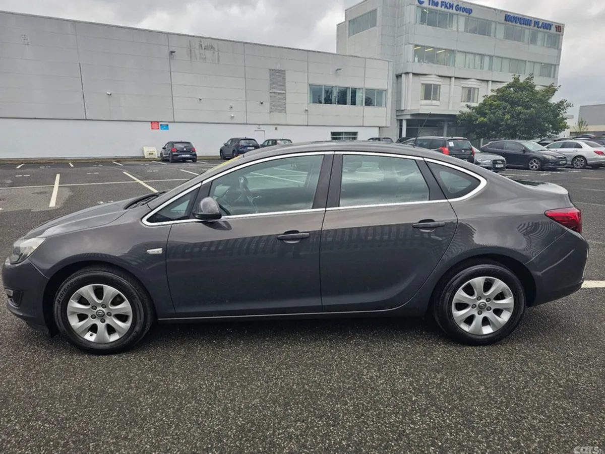 Opel Astra Saloon, Diesel, 2016, Grey