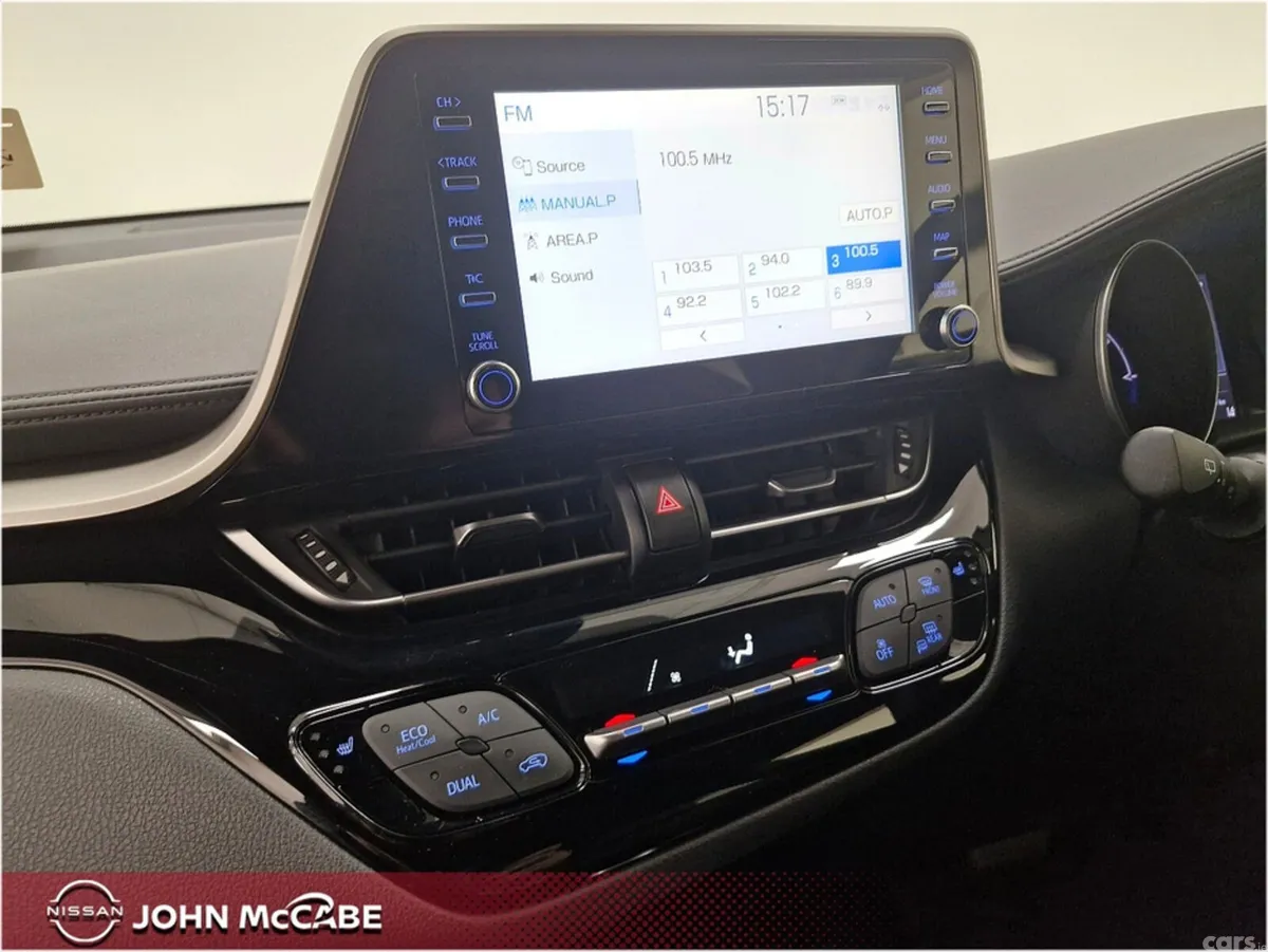 Toyota C-HR SUV, Petrol Hybrid, 2021, White