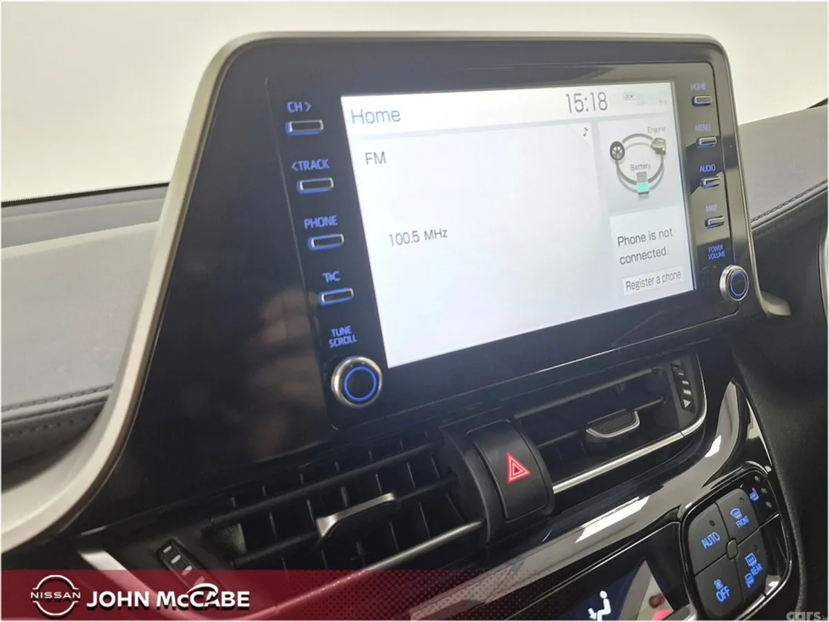 Toyota C-HR SUV, Petrol Hybrid, 2021, White