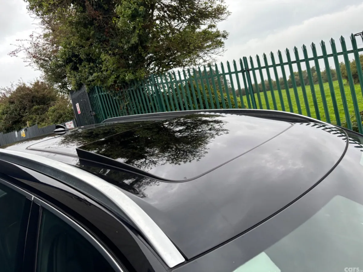 Volvo XC90 MPV, Petrol Plug-in Hybrid, 2023, Black