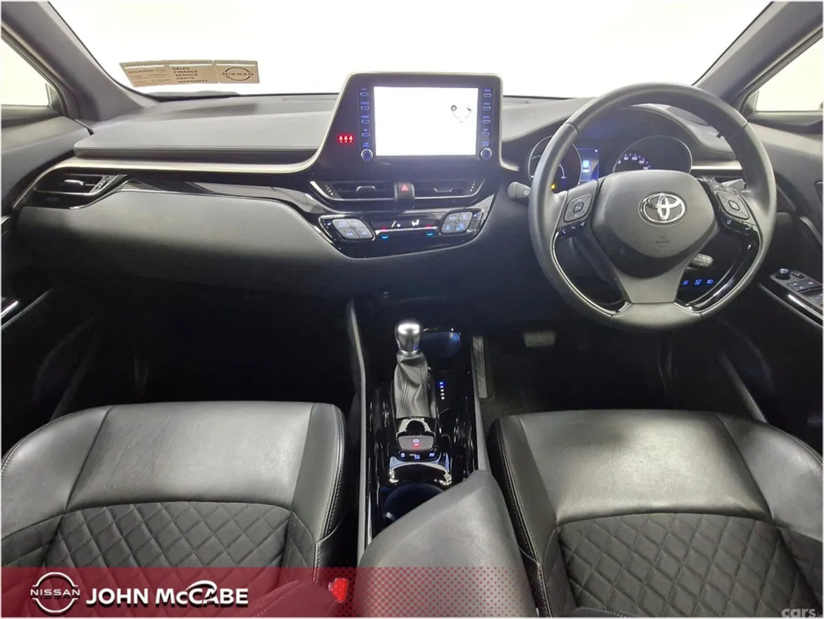 Toyota C-HR SUV, Petrol Hybrid, 2021, White