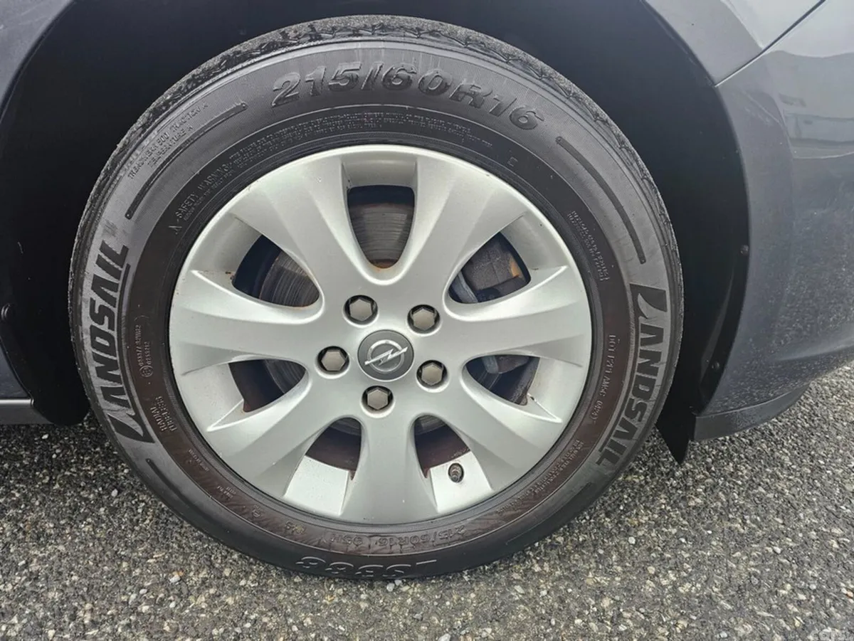 Opel Astra Saloon, Diesel, 2016, Grey