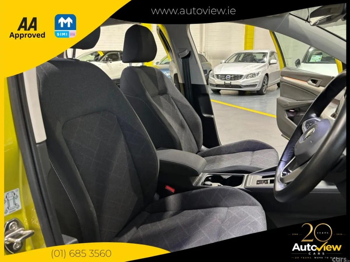 Volkswagen e-Golf Hatchback, Petrol Hybrid, 2022, Yellow