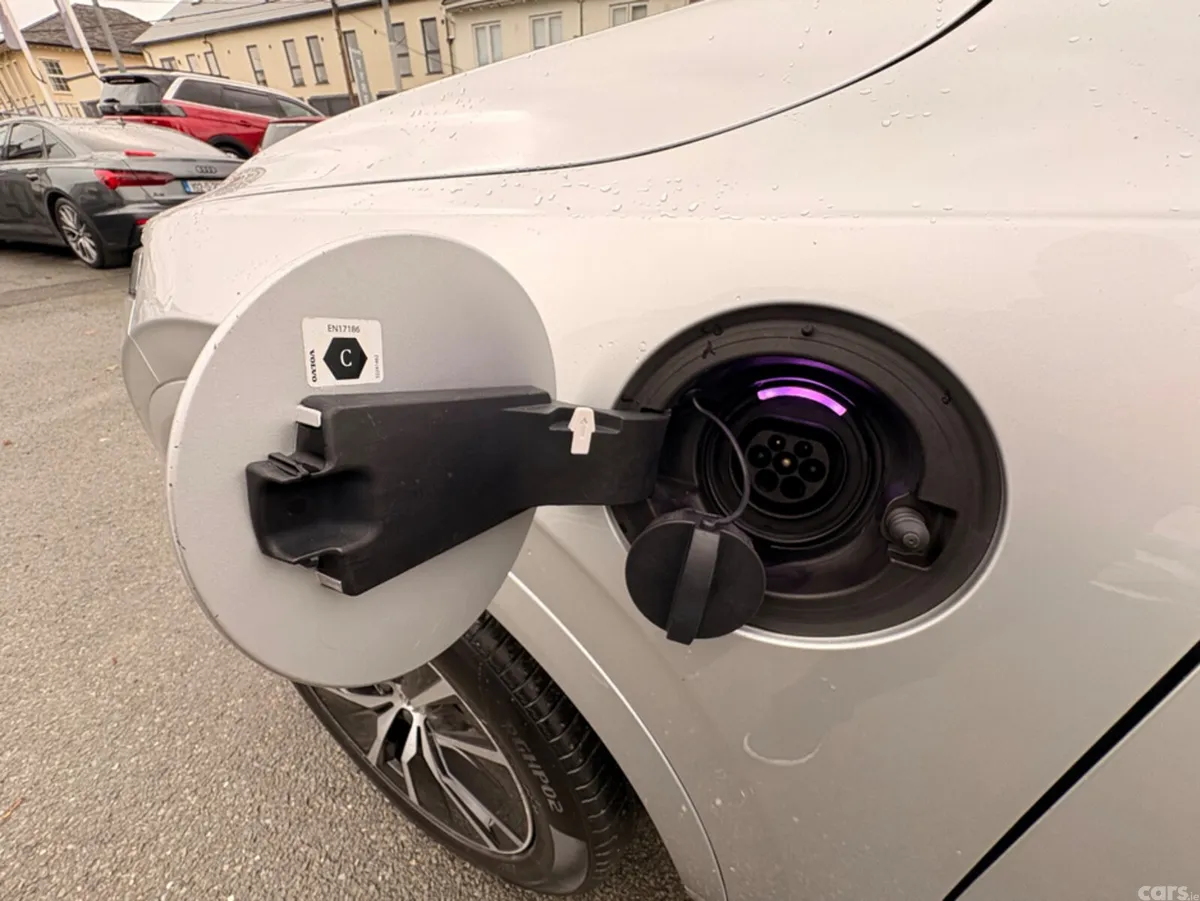 Volvo XC90 SUV, Petrol Plug-in Hybrid, 2021, Silver
