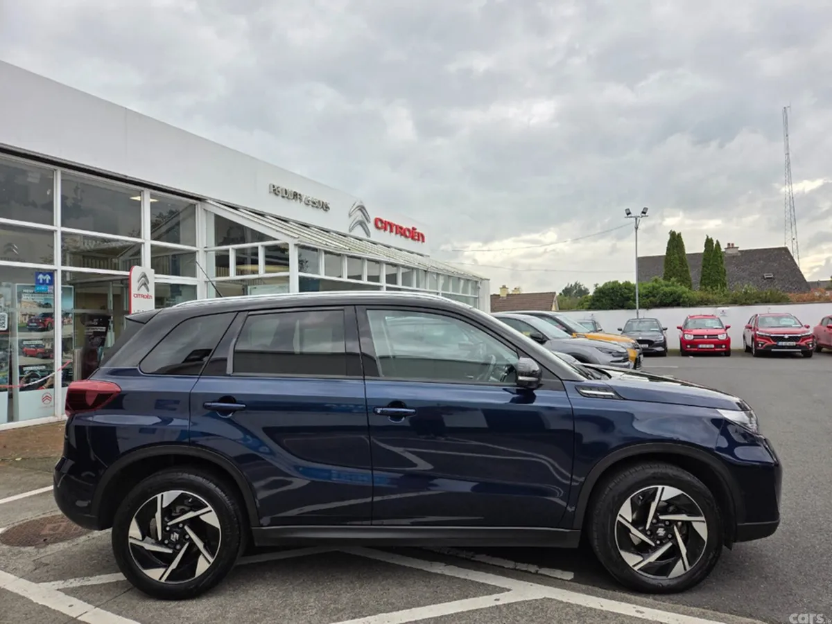 Suzuki Vitara SUV, Petrol Hybrid, 2025, Blue