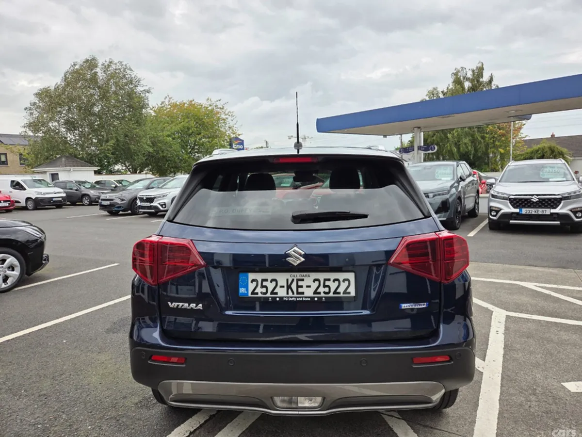Suzuki Vitara SUV, Petrol Hybrid, 2025, Blue