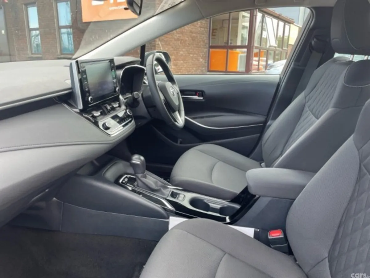 Toyota Corolla Saloon, Petrol Hybrid, 2022, Black