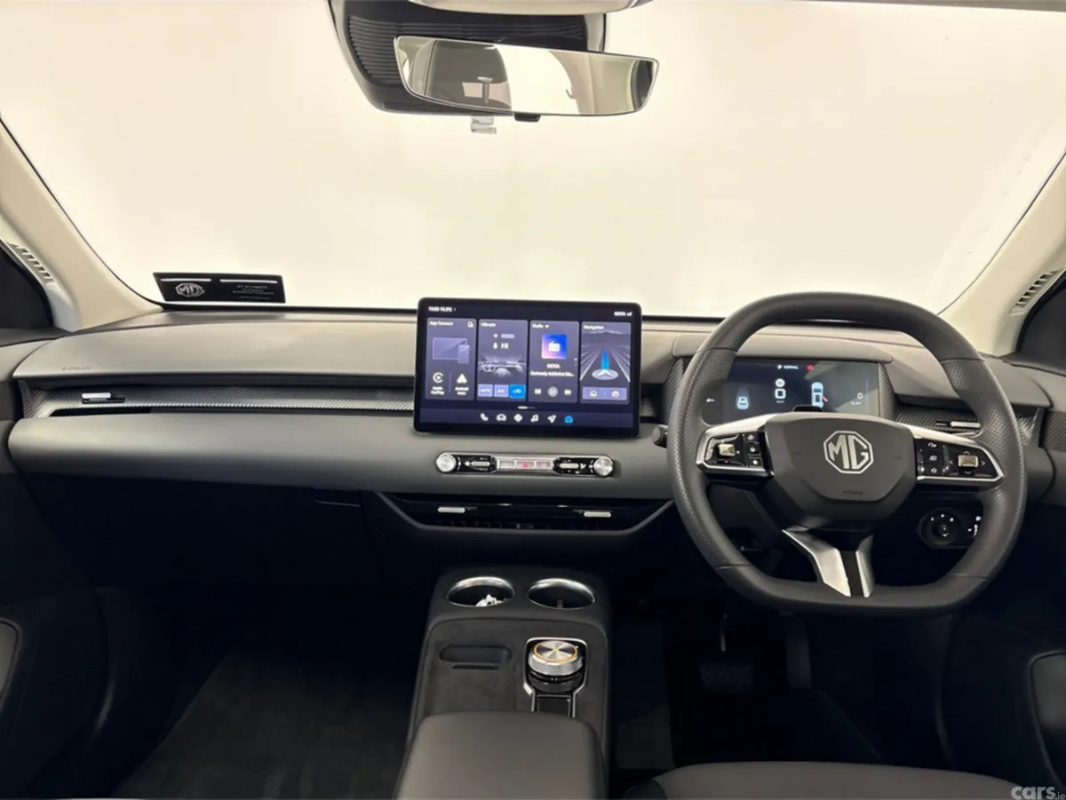 MG MGS5 Hatchback, Electric, 2026, Black