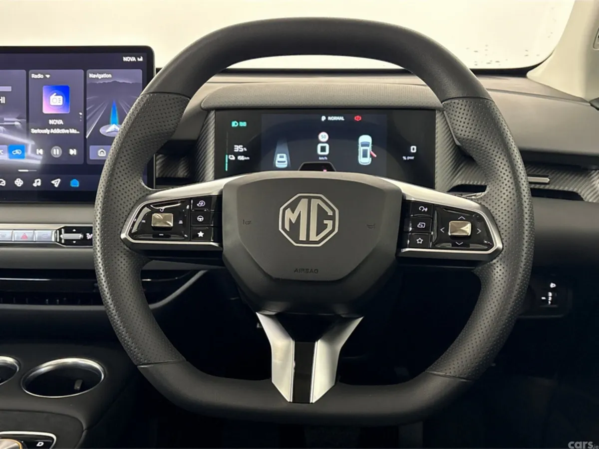 MG MGS5 Hatchback, Electric, 2026, Black