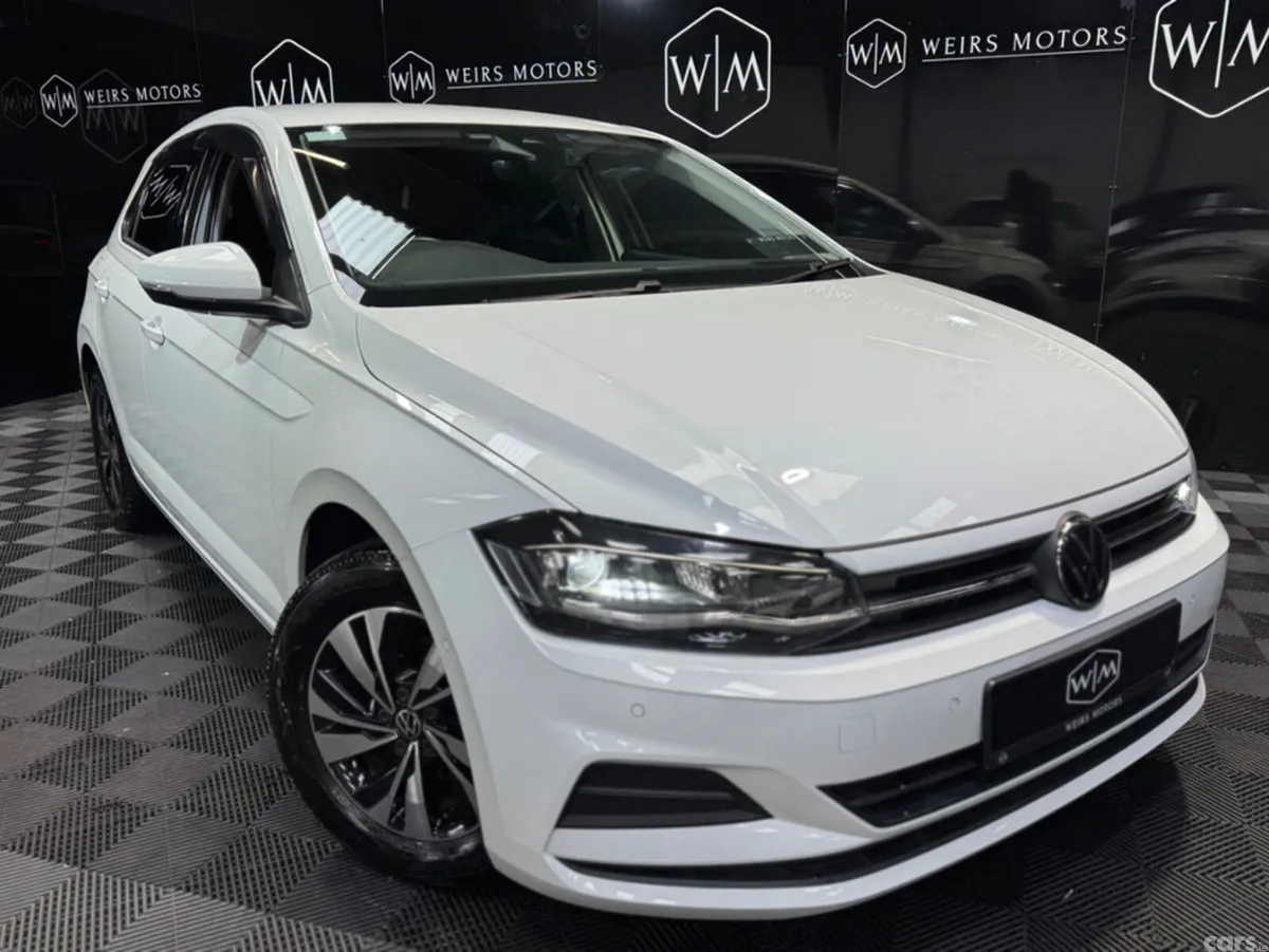 Volkswagen Polo Hatchback, Petrol, 2021, White