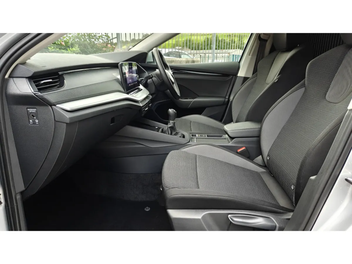 Skoda Octavia Other, Diesel, 2025, Grey