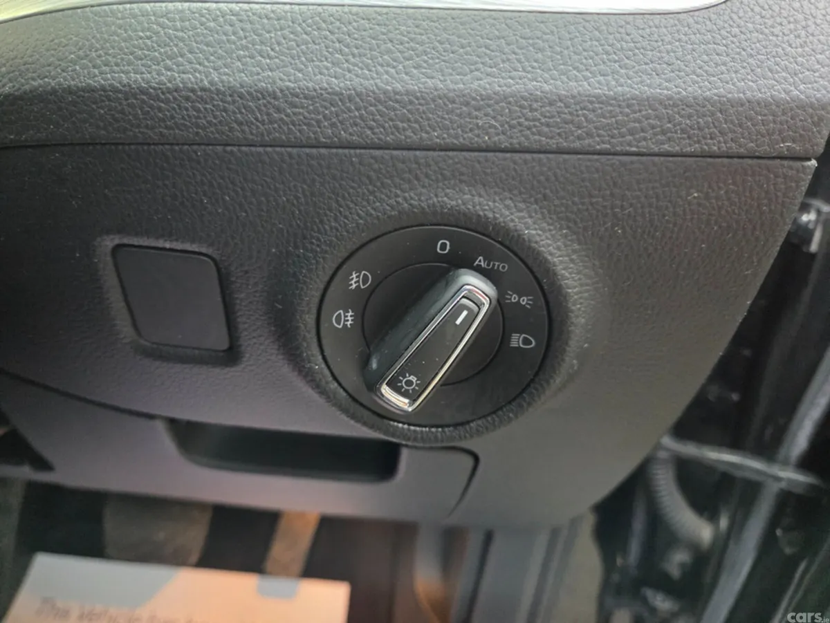 Skoda Superb Hatchback, Diesel, 2022, Black