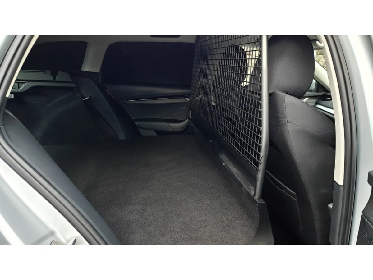 Skoda Octavia Other, Diesel, 2025, Grey