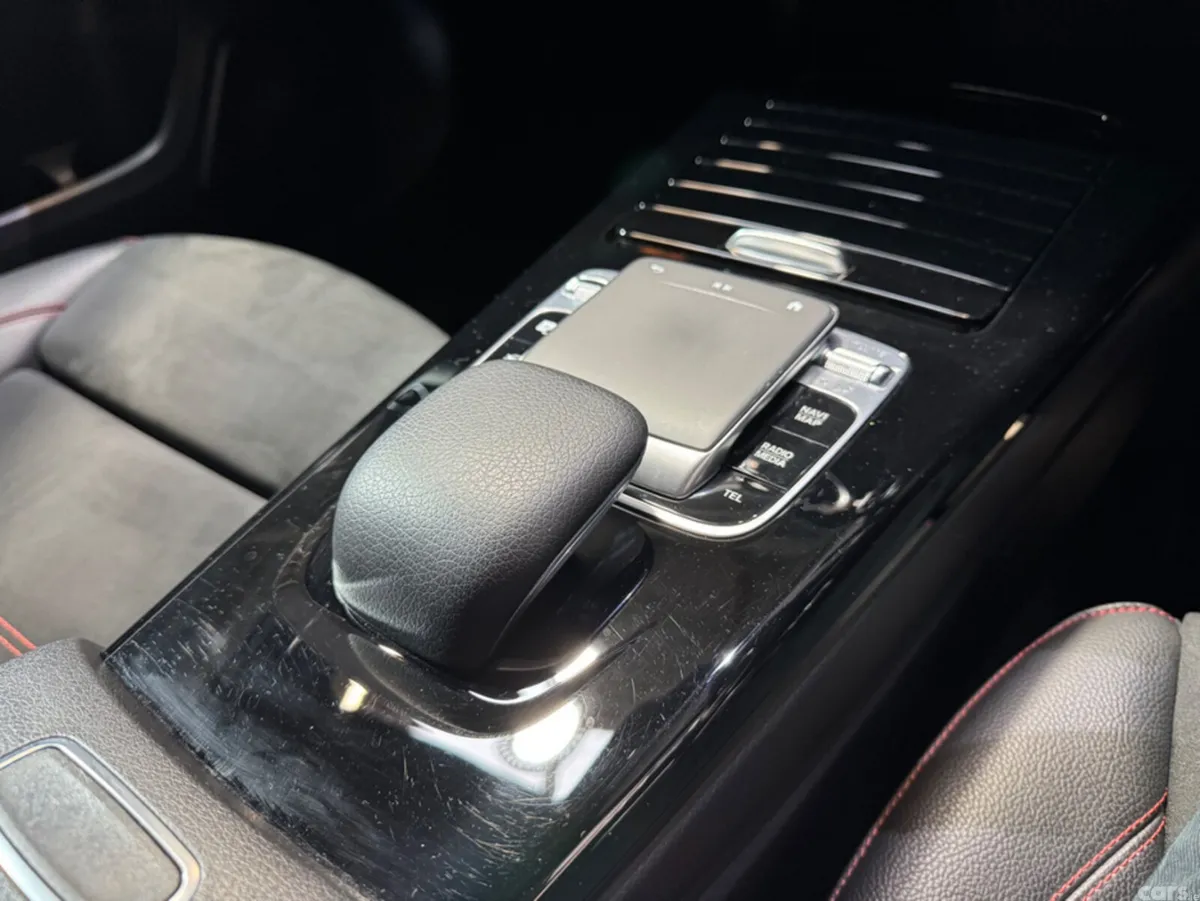 Mercedes-Benz A-Class Hatchback, Diesel, 2019, White
