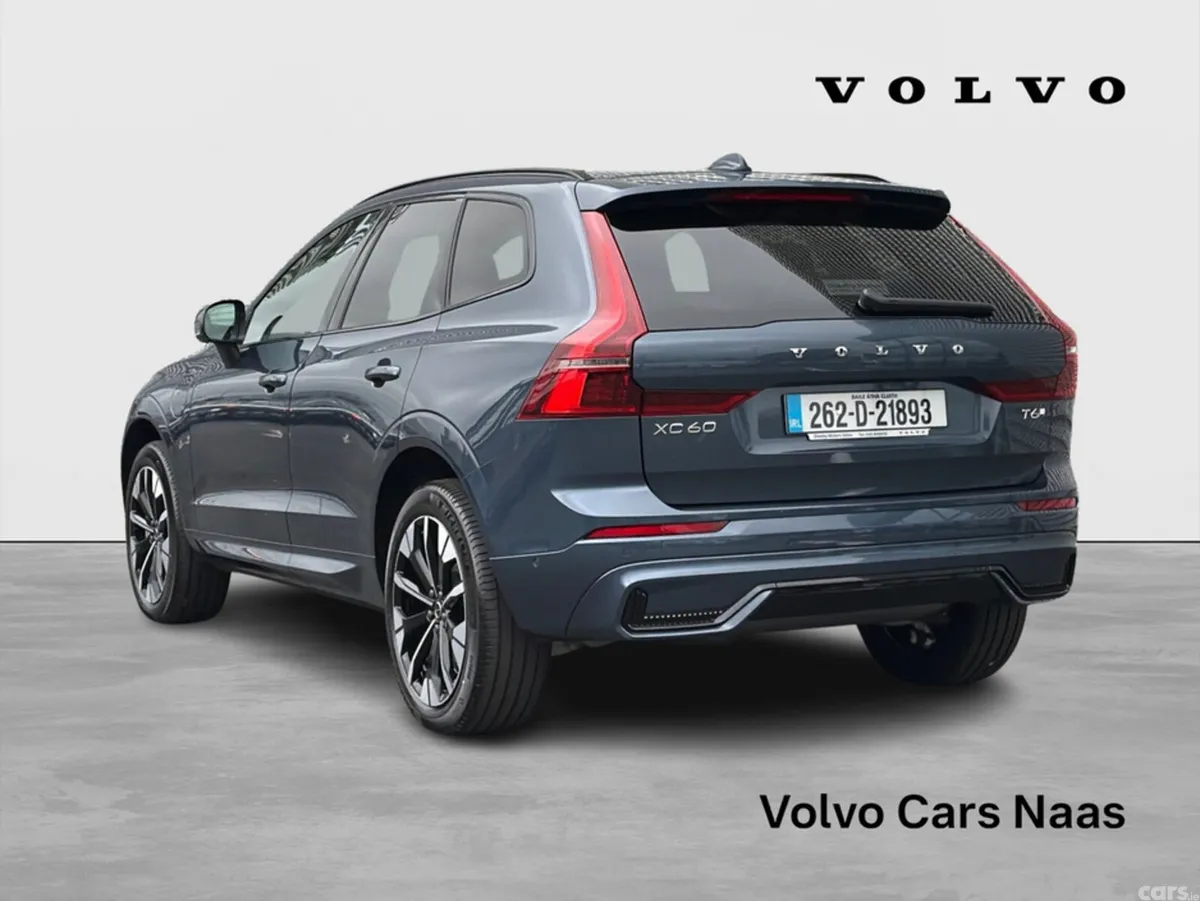 Volvo XC60 SUV, Petrol Plug-in Hybrid, 2026, Blue