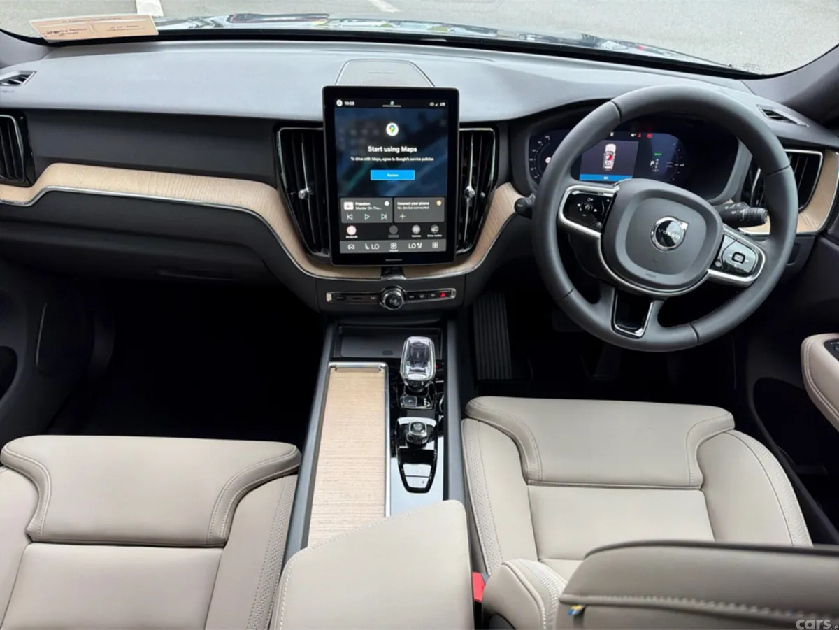 Volvo XC60 SUV, Petrol Plug-in Hybrid, 2026, Blue