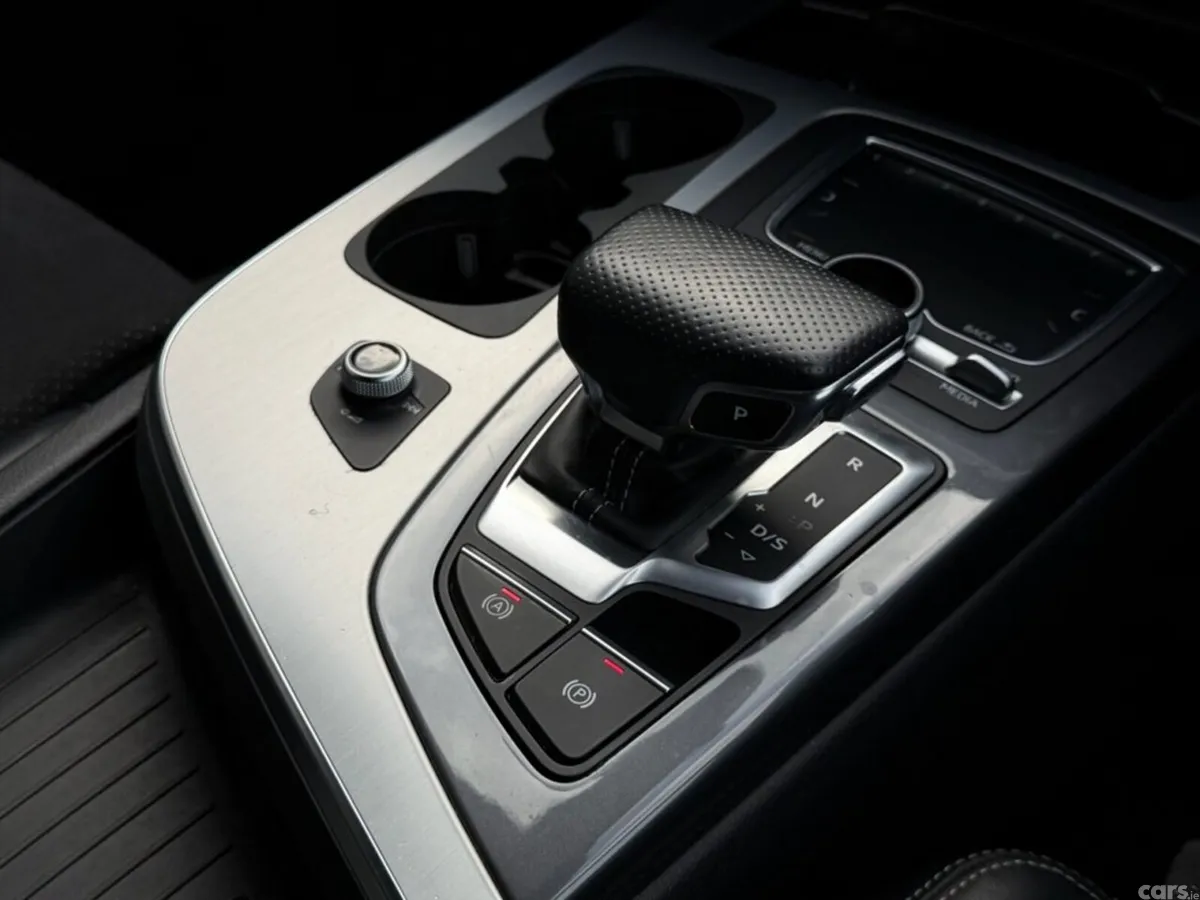 Audi Q7 SUV, Diesel Hybrid, 2019, Grey