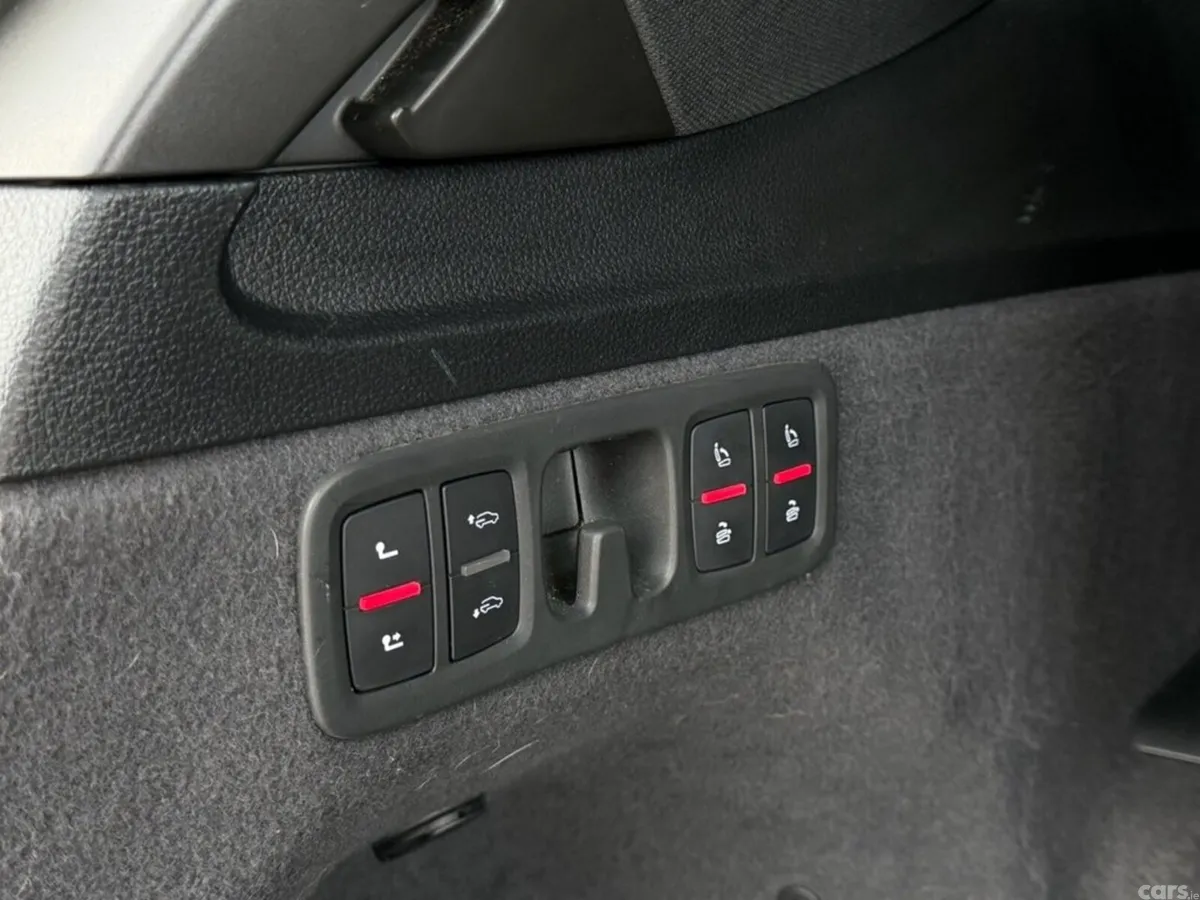 Audi Q7 SUV, Diesel Hybrid, 2019, Grey