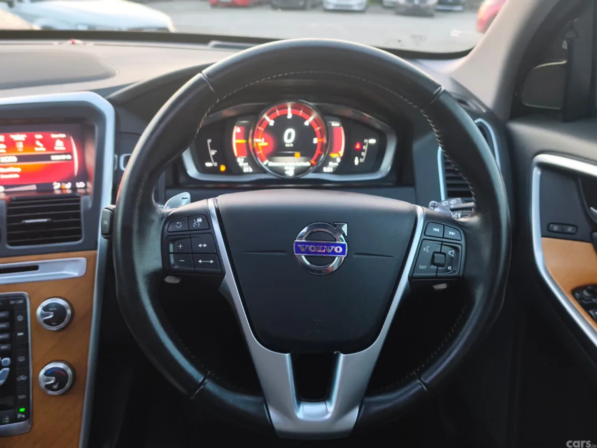 Volvo XC60 SUV, Diesel, 2017, Black