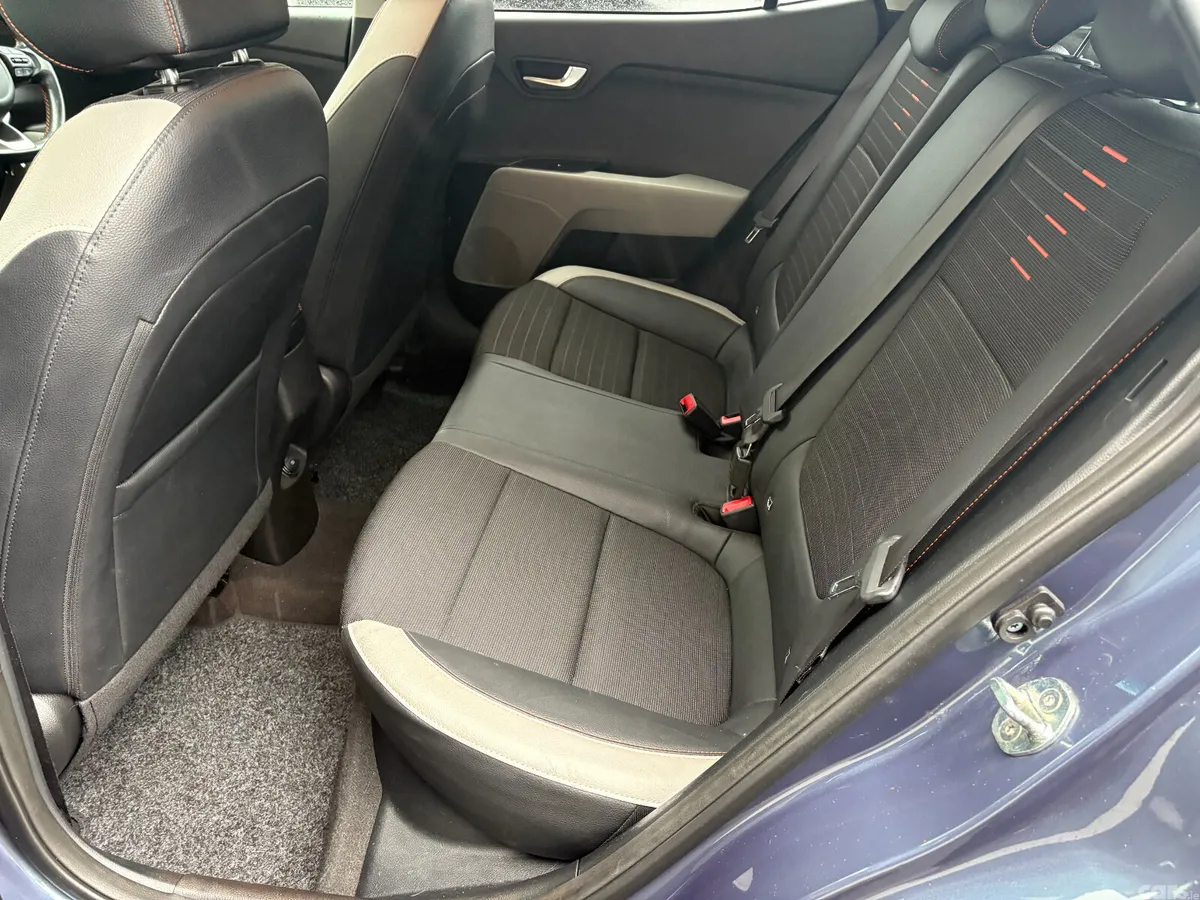 Kia Stonic Hatchback, Petrol, 2020, Blue