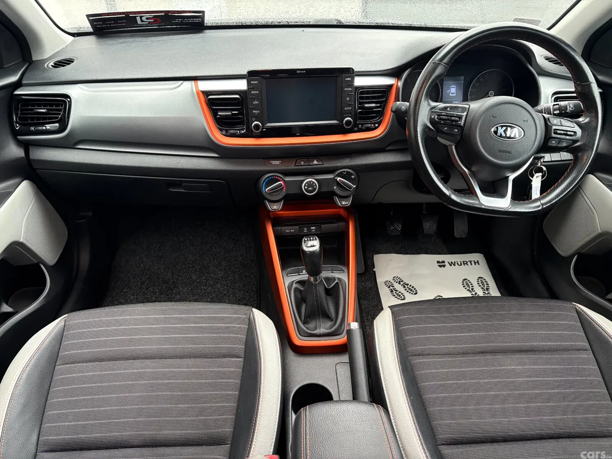 Kia Stonic Hatchback, Petrol, 2020, Blue