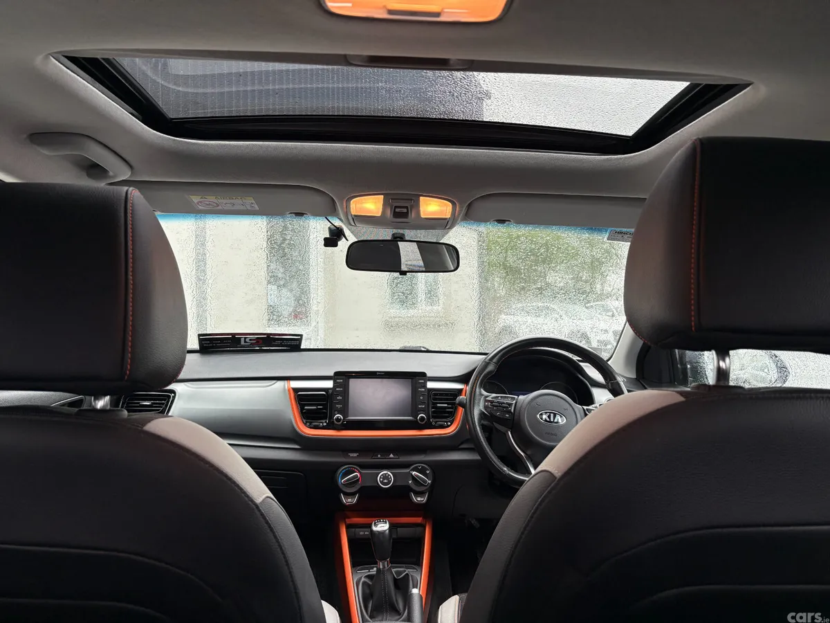 Kia Stonic Hatchback, Petrol, 2020, Blue