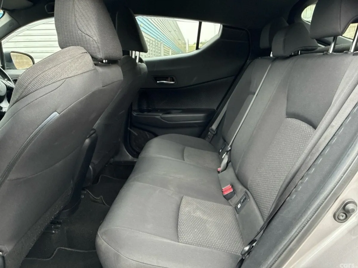 Toyota C-HR SUV, Petrol Hybrid, 2017, Grey