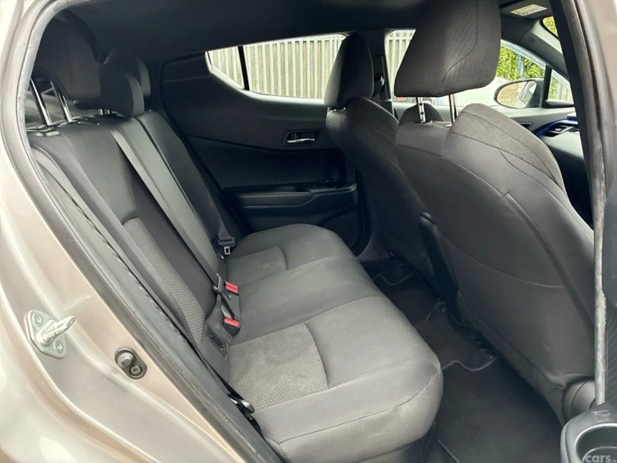 Toyota C-HR SUV, Petrol Hybrid, 2017, Grey