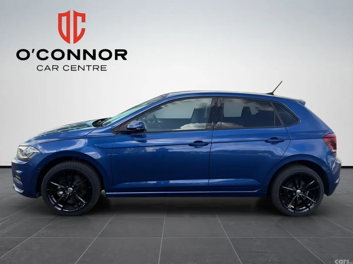 Volkswagen Polo Hatchback, Petrol, 2021, Blue
