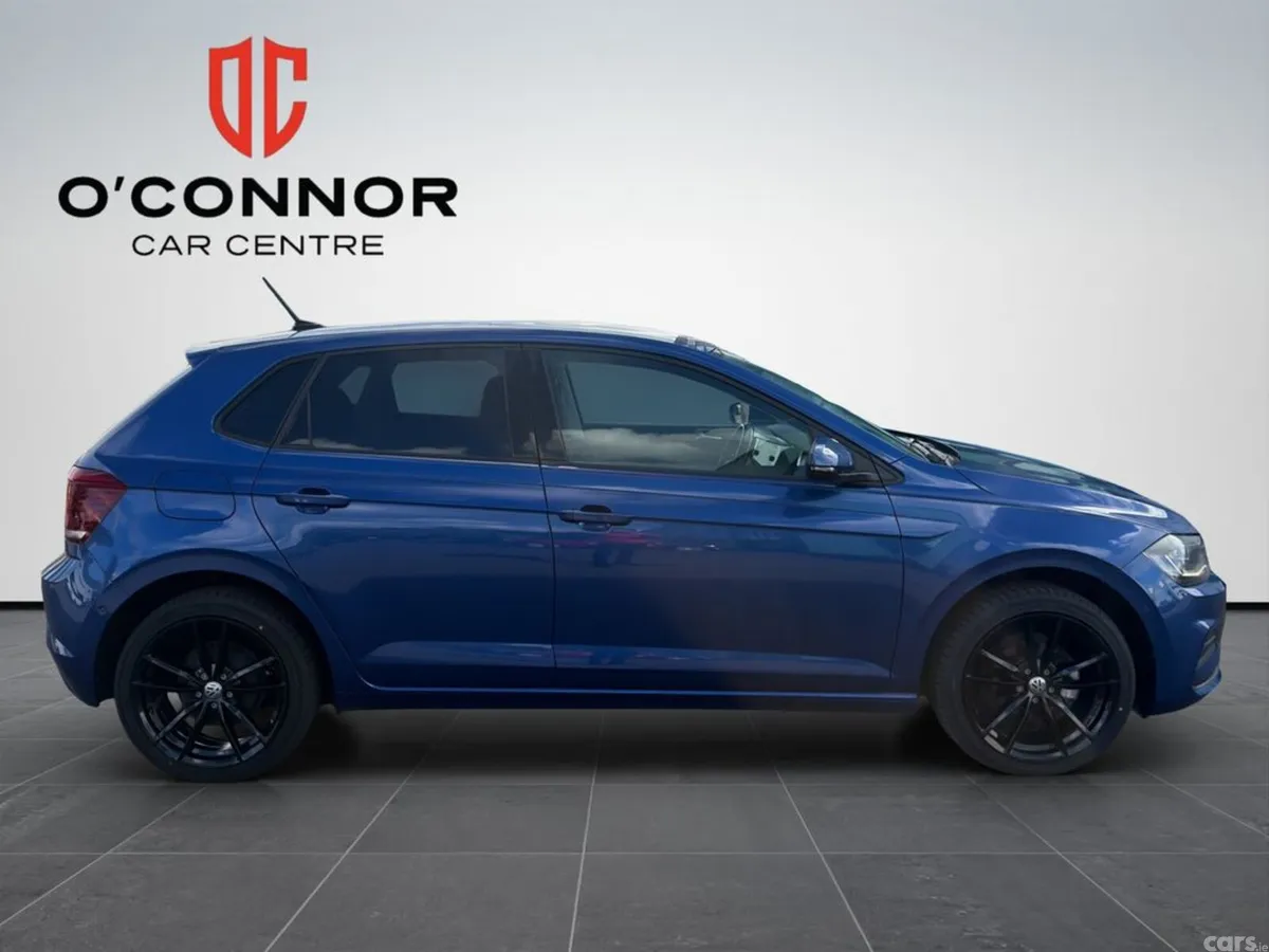 Volkswagen Polo Hatchback, Petrol, 2021, Blue
