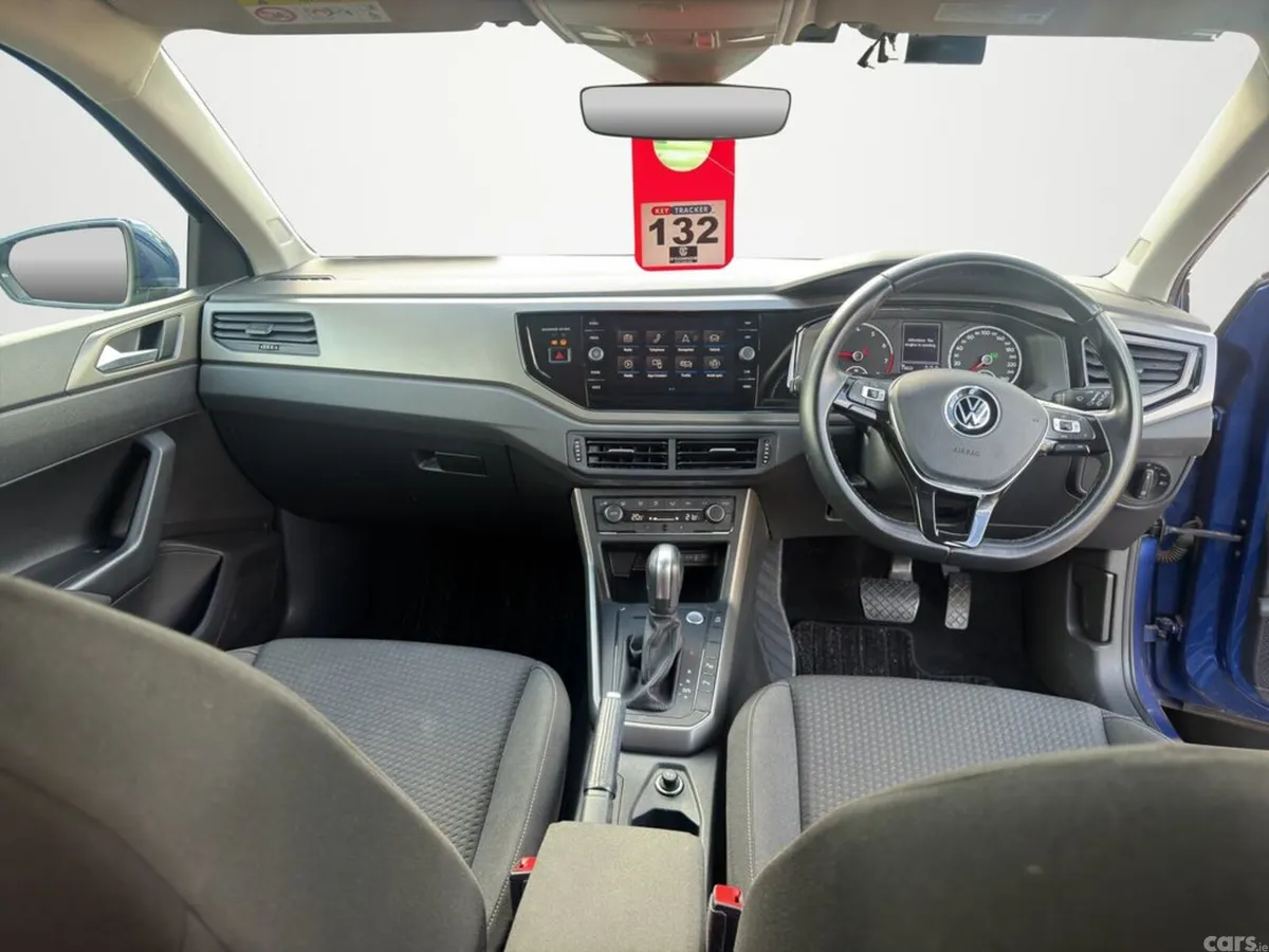 Volkswagen Polo Hatchback, Petrol, 2021, Blue