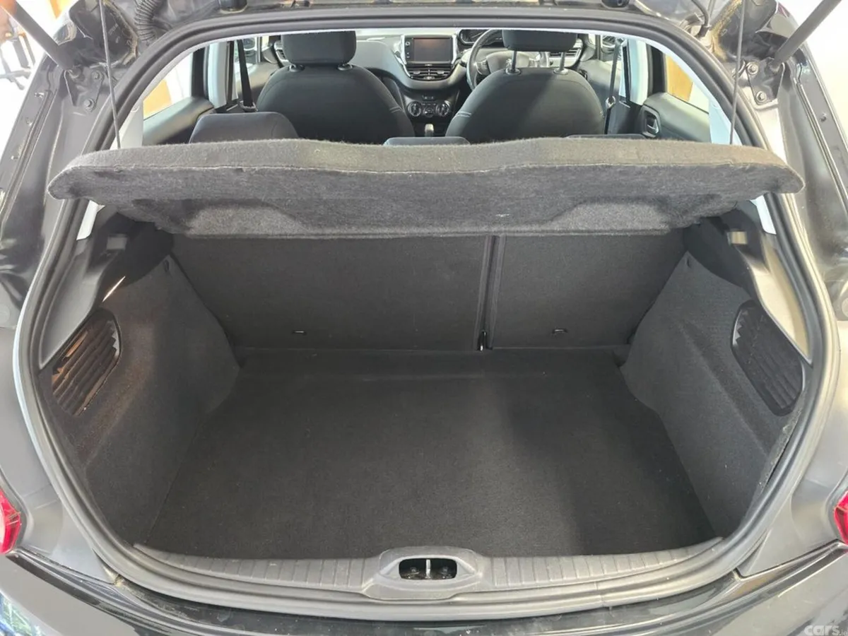 Peugeot 208 Hatchback, Petrol, 2018, Black