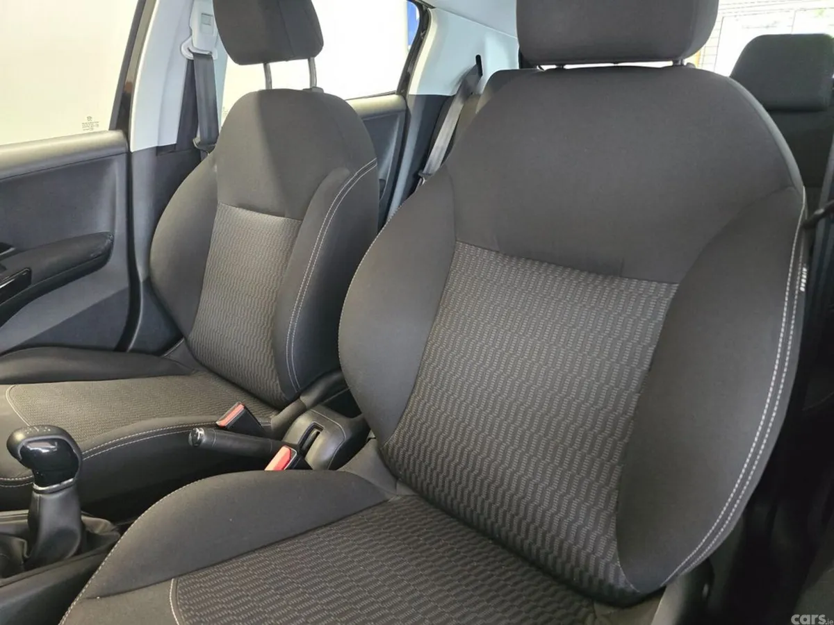 Peugeot 208 Hatchback, Petrol, 2018, Black