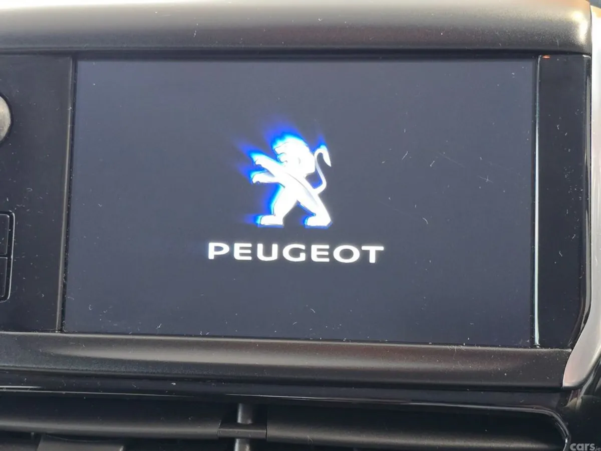 Peugeot 208 Hatchback, Petrol, 2018, Black