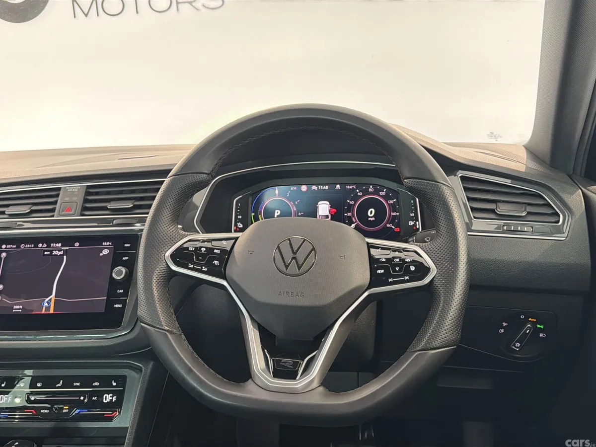 Volkswagen Tiguan SUV, Petrol Hybrid, 2023, Black