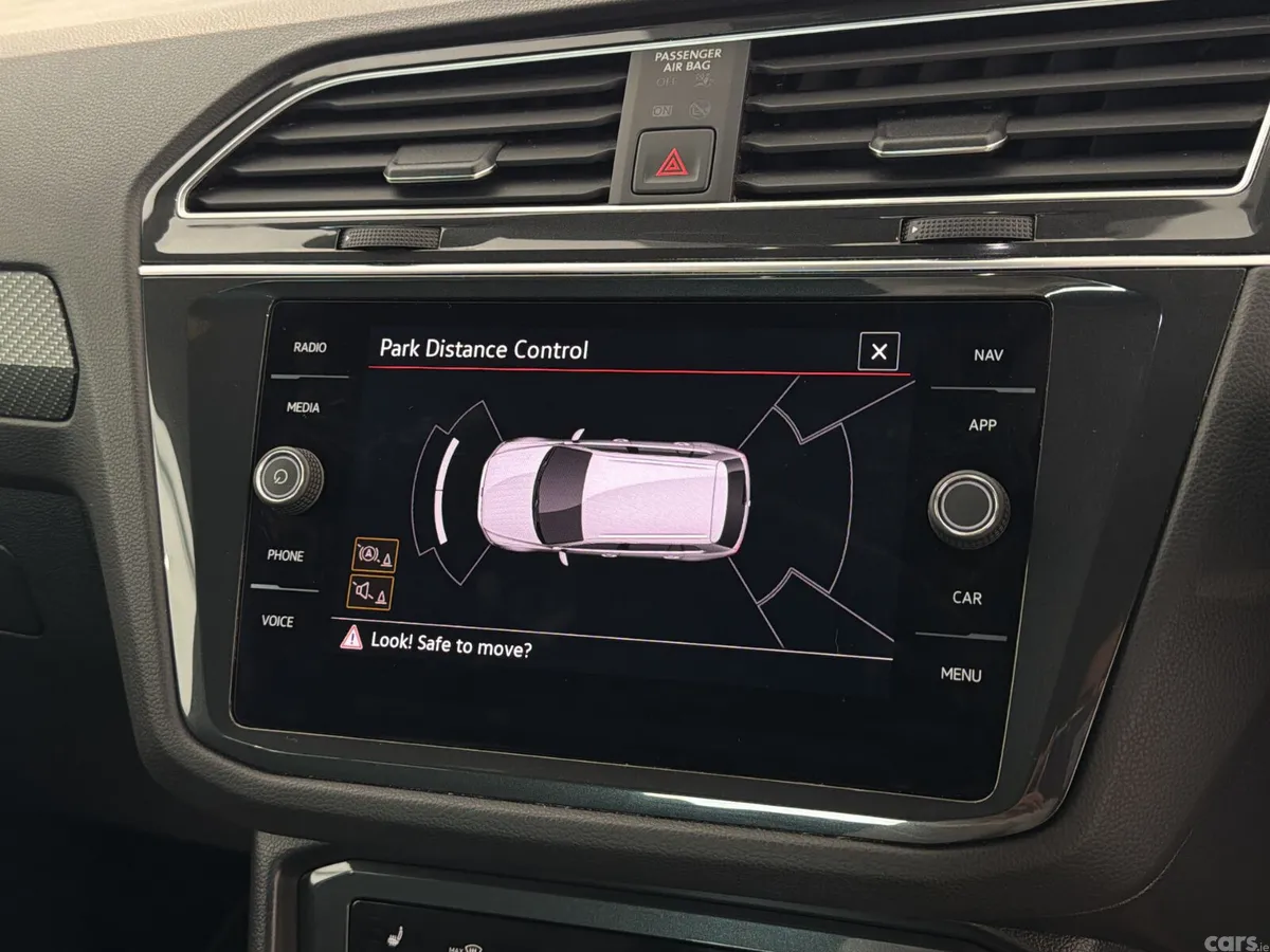 Volkswagen Tiguan SUV, Petrol Hybrid, 2023, Black