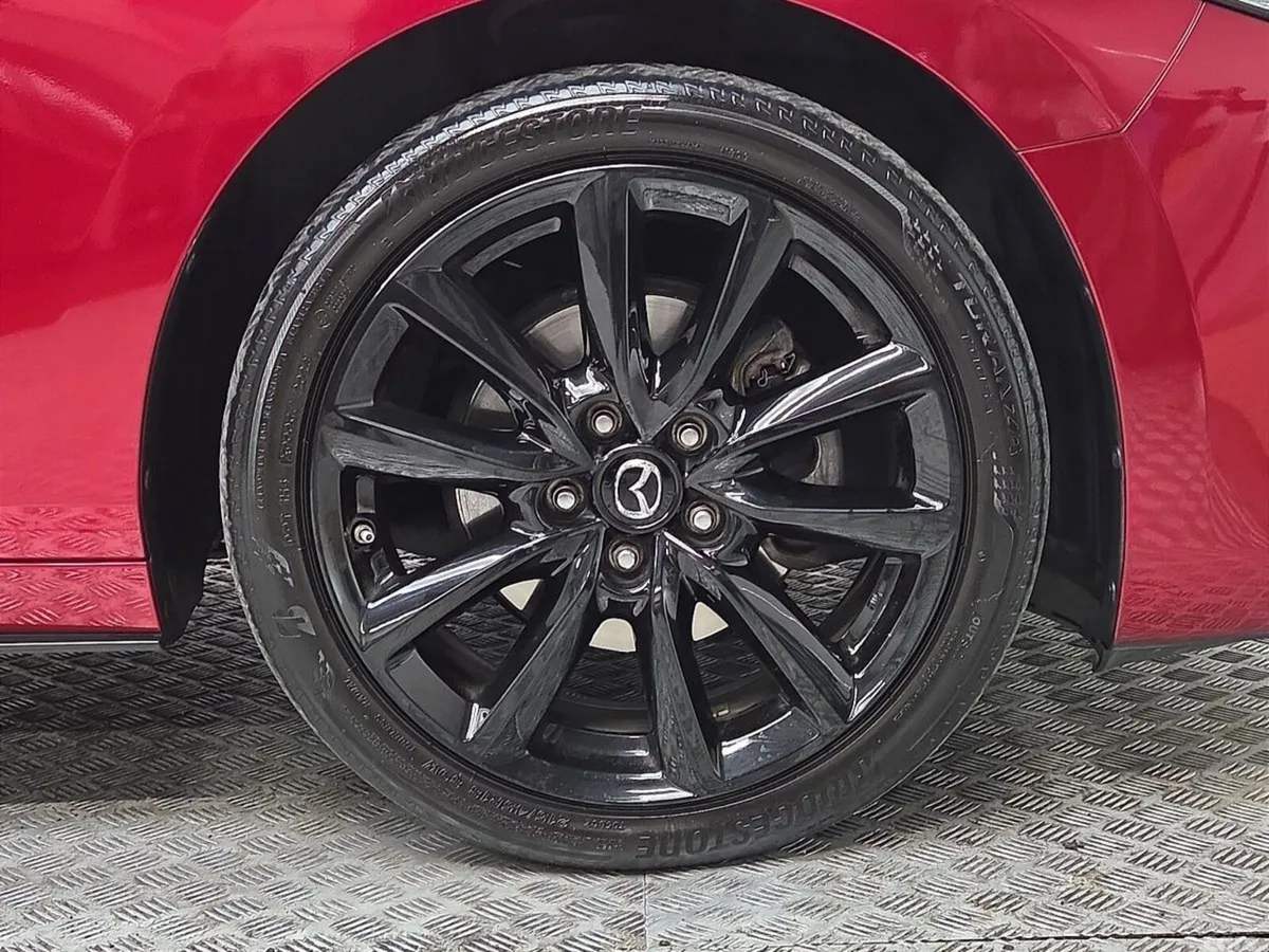 Mazda Mazda3 Hatchback, Petrol, 2024, Red