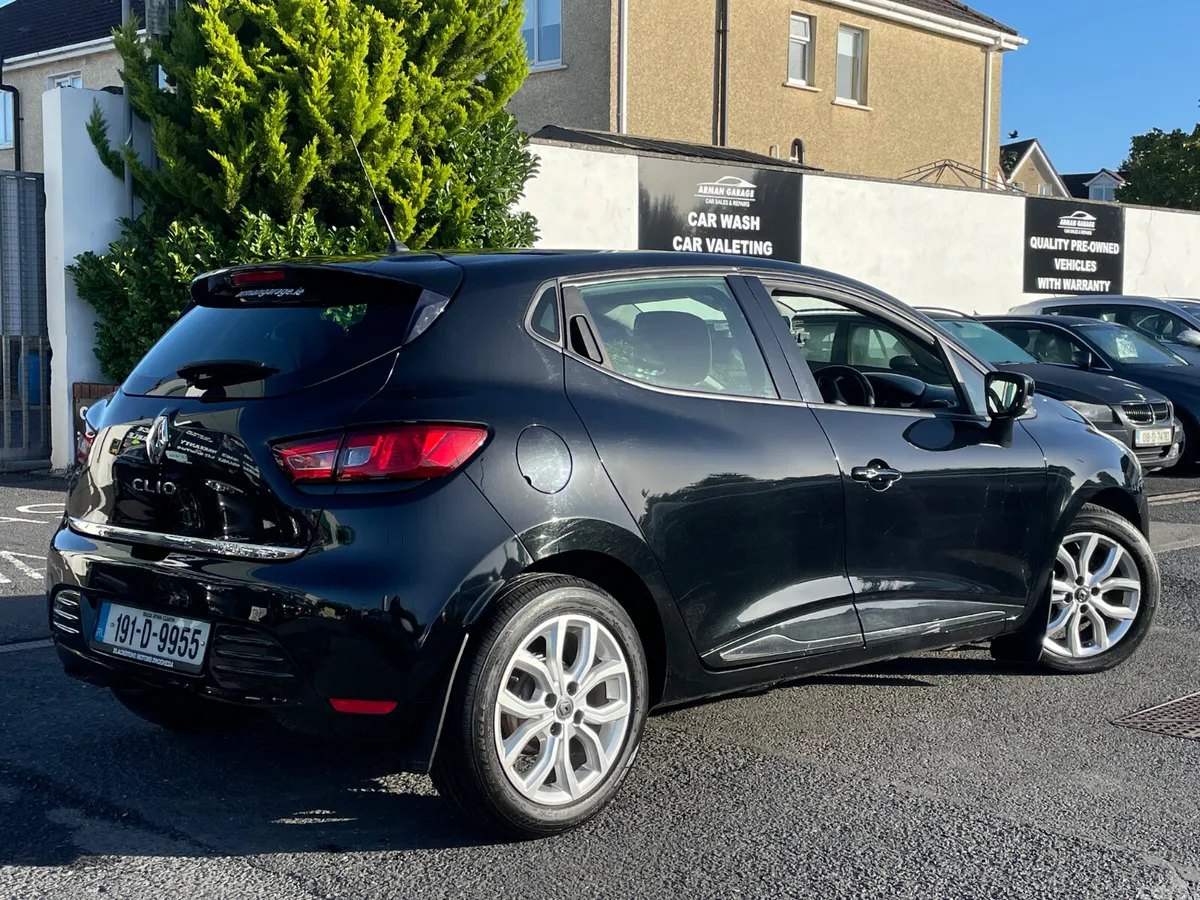 Renault Clio Hatchback, Petrol, 2019, Black