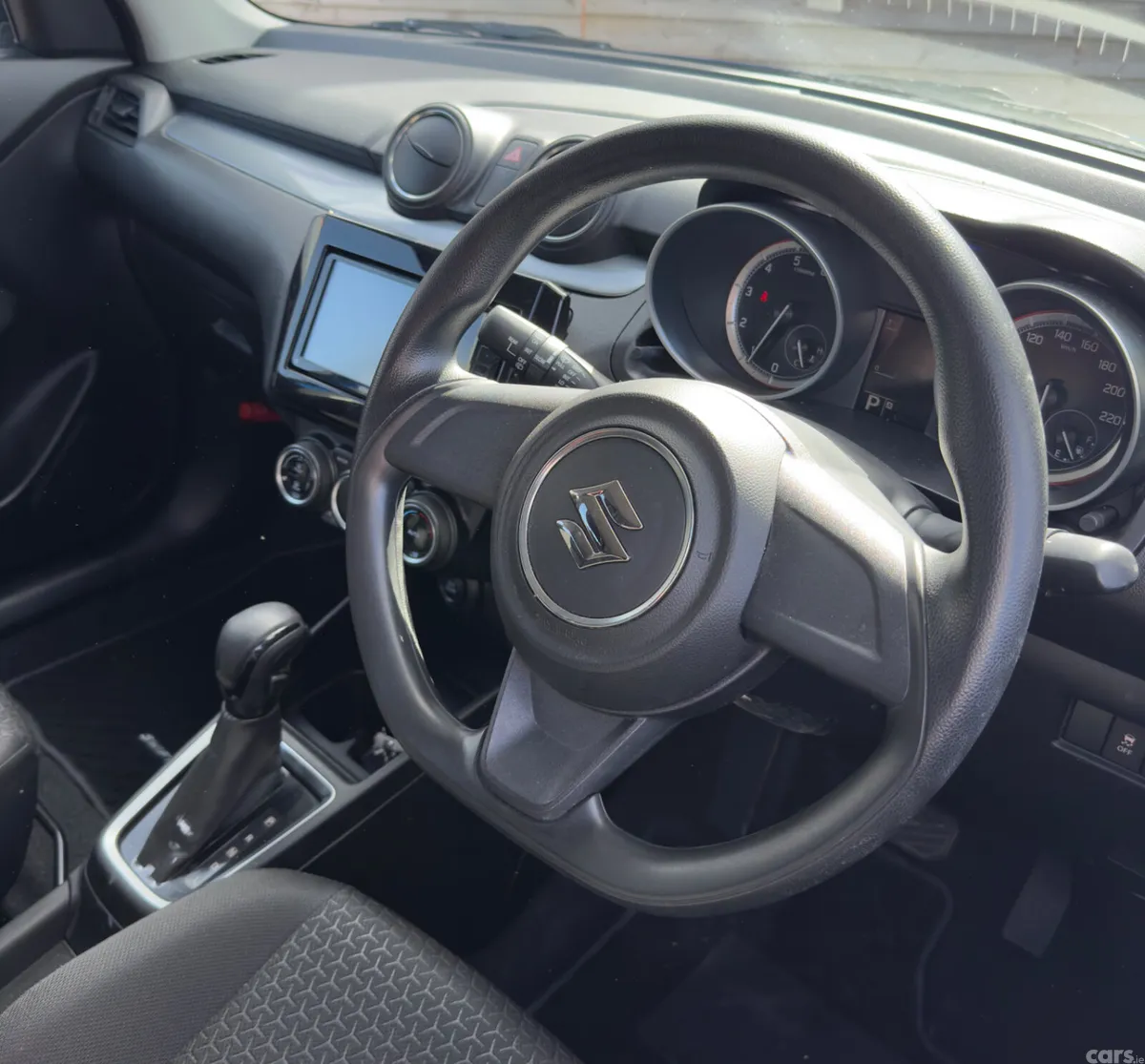 Suzuki Swift Hatchback, Petrol, 2019, Blue