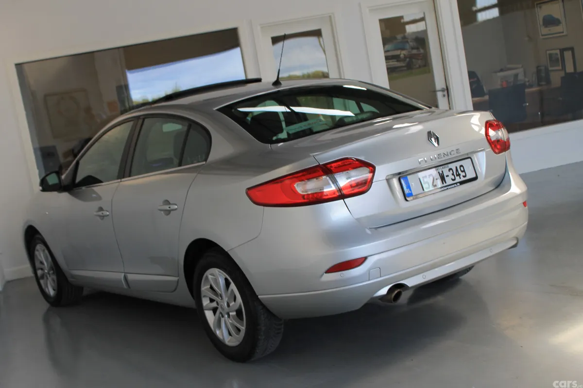 Renault Fluence Saloon, Diesel, 2015, Silver