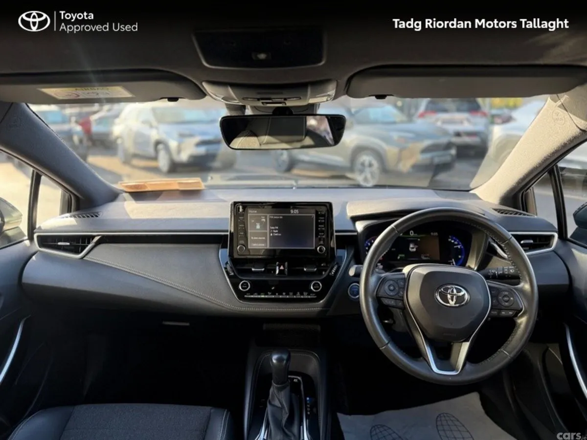 Toyota Corolla Hatchback, Petrol Hybrid, 2021, Silver
