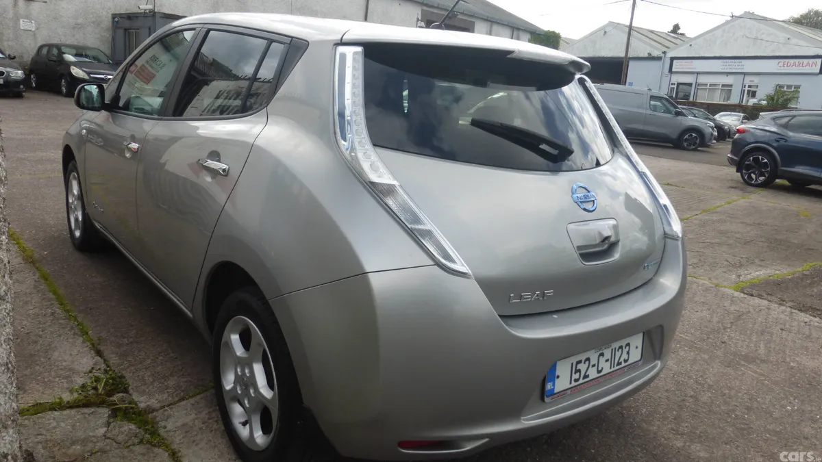 Nissan Leaf Hatchback, Electric, 2015, Silver