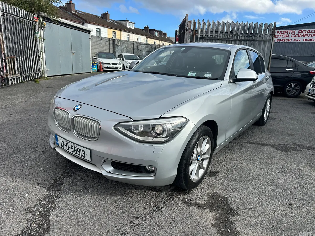 BMW 1-Series Hatchback, Petrol, 2012, Silver