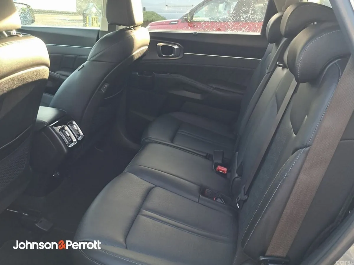 Kia Sorento SUV, Diesel, 2024, Grey