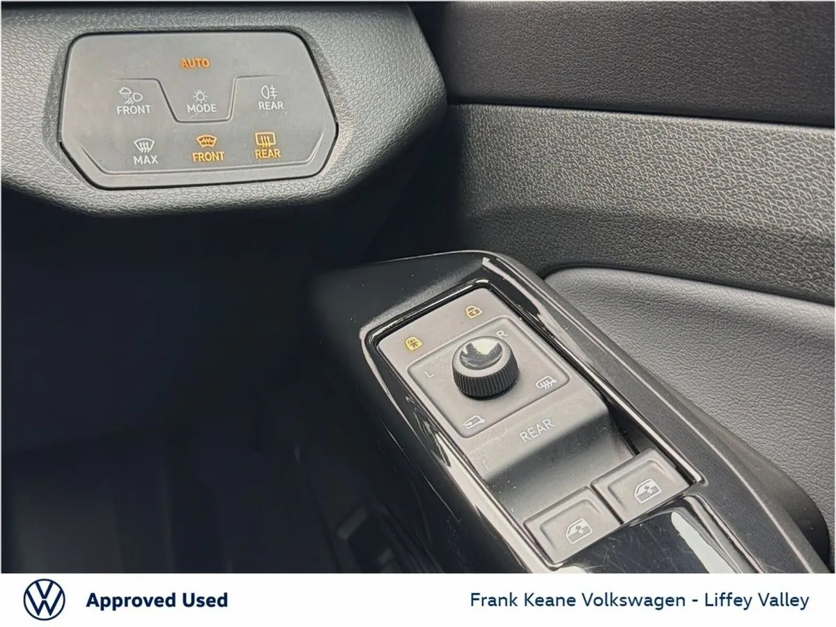 Volkswagen ID.4 SUV, Electric, 2025, Black