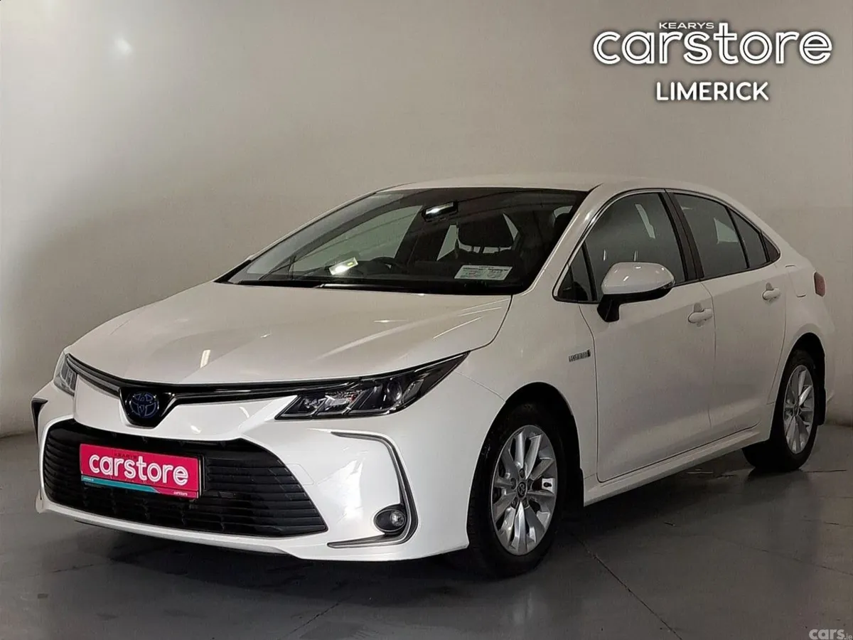 Toyota Corolla Saloon, Petrol Hybrid, 2021, White