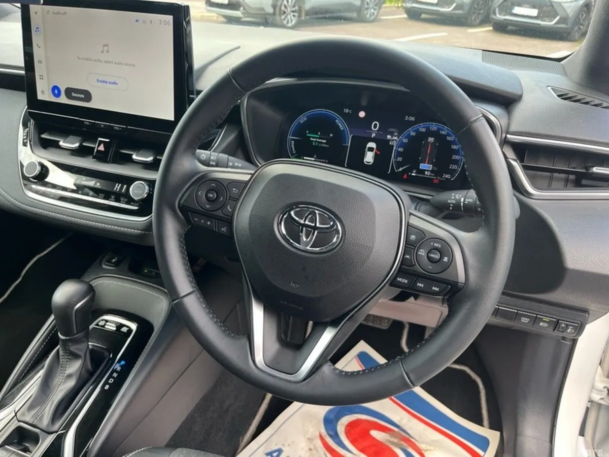 Toyota Corolla Hatchback, Petrol Hybrid, 2024, White