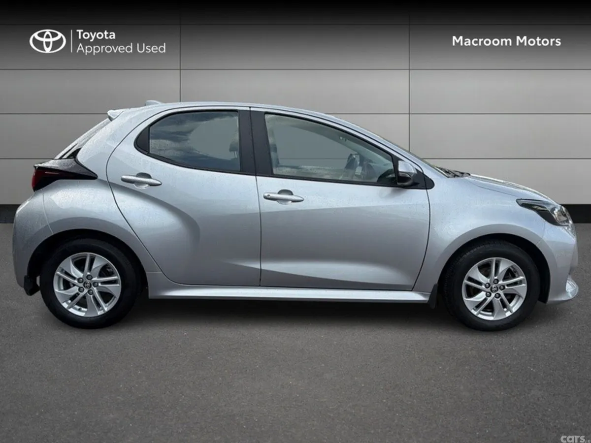 Toyota Yaris Hatchback, Petrol, 2024, Grey
